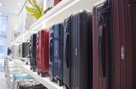 The 11 Best Luggage Stores in Toronto [2023].